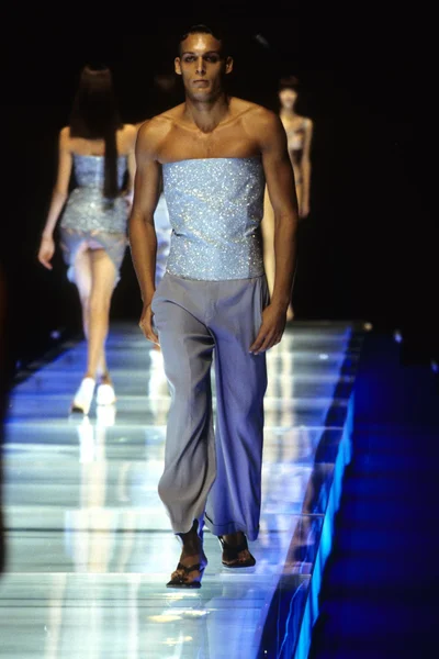 Look 38